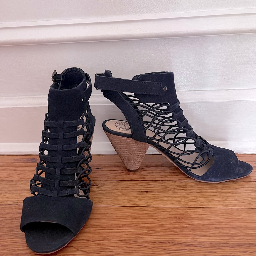 Vince Camuto Dark Navy Leather Caged Sandals - Womens Size 7